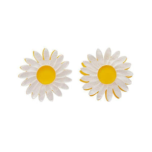 She Loves Me Daisy Earrings