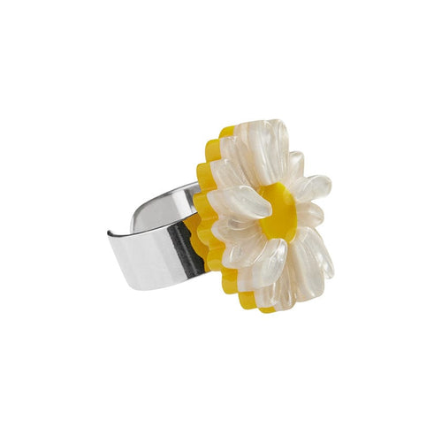 Erstwilder She Loves Me Daisy Statement Ring